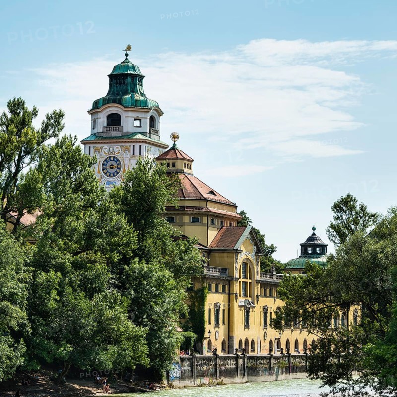 Building of the Mullersches Volksbad indoor pool with Isar river