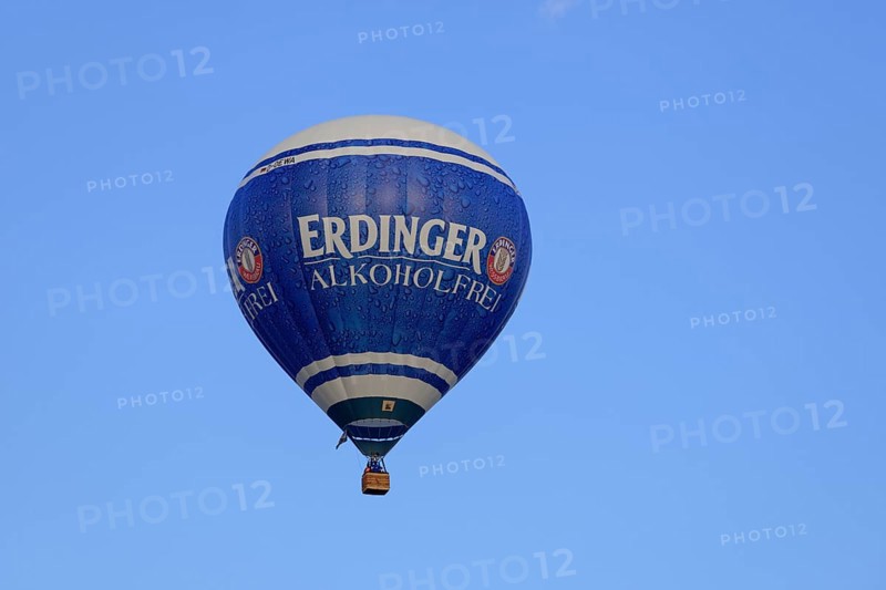 Hot air balloon