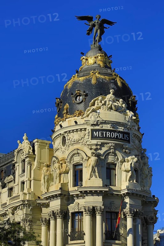 Metropolis Building or Edificio Metropolis