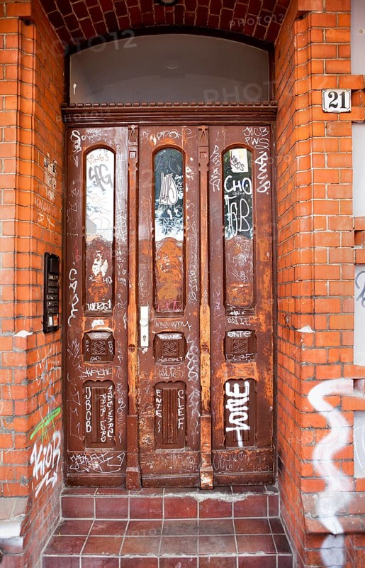 Entrance with graffiti