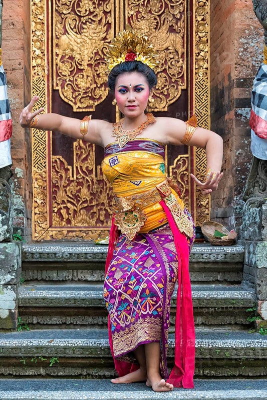 Balinese Kecak dancer