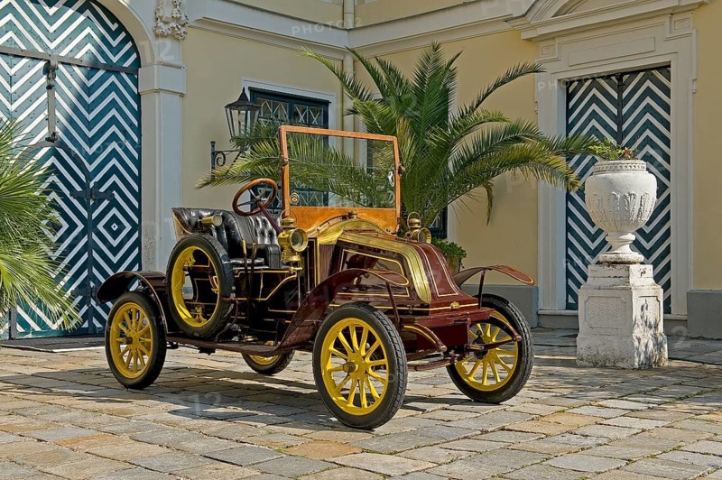 Antique car