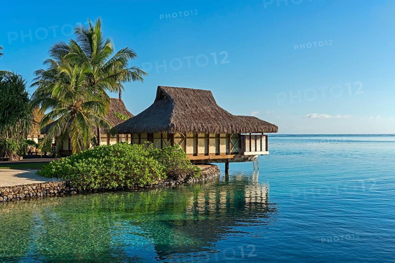 Water bungalow