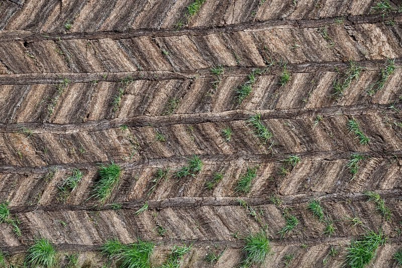 Wall made of peat