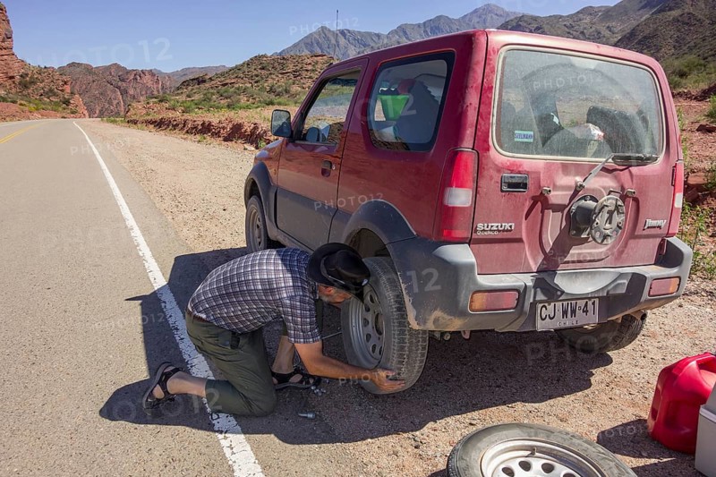 Tyre change on an SUVs