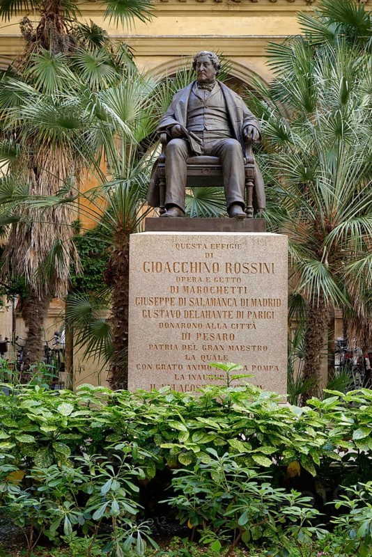 Statue of Gioacchino Antonio Rossini by Carlo Marochetti