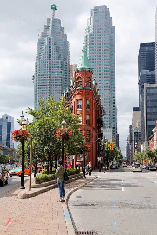 Skyscraper and Flatiron Building on Front Street