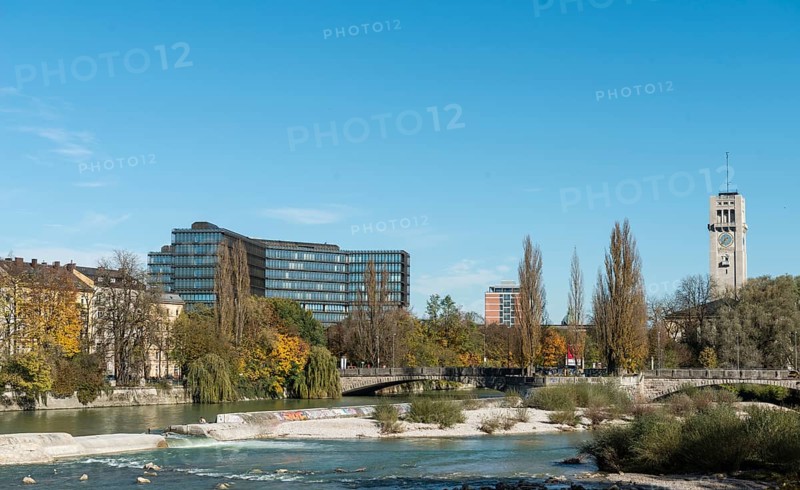European Patent Office and the tower of the Deutsches Museum