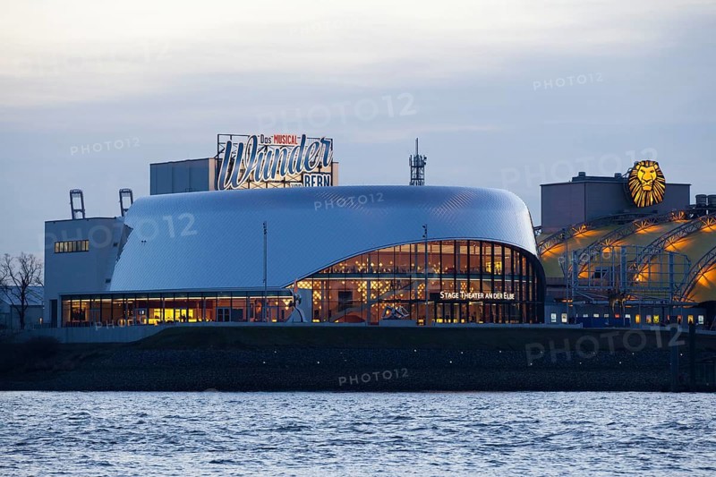 Stage Theater an der Elbe at dusk