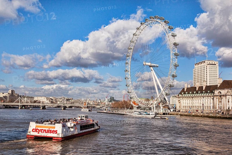 City Cruises riverboat approaching the London Eye