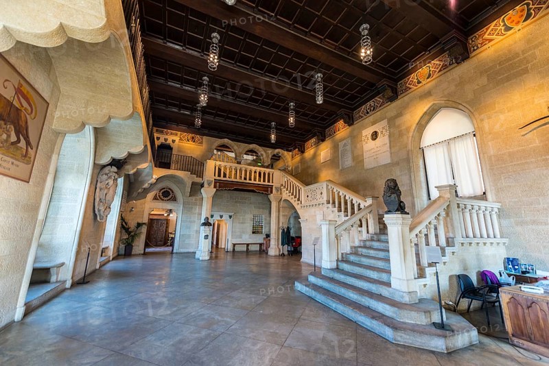 Hall in the Government Palace