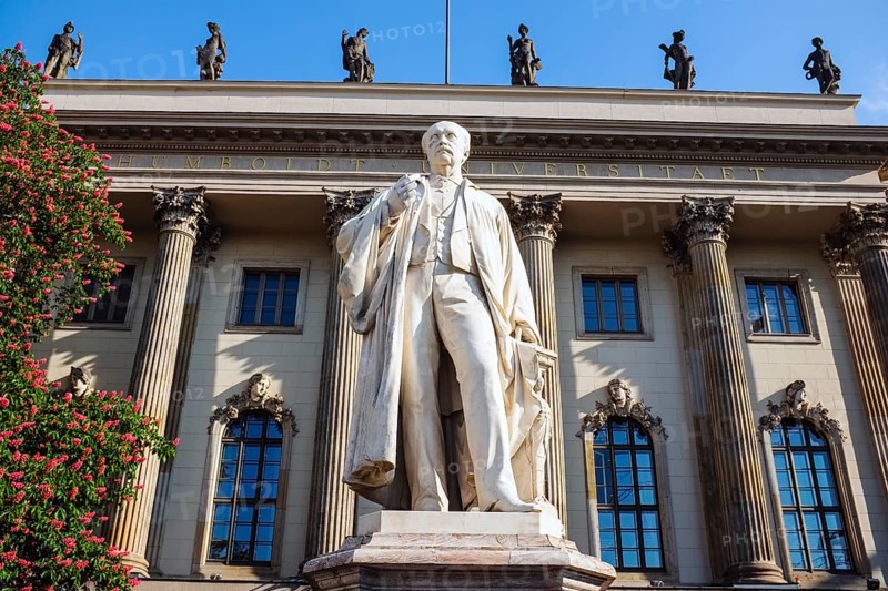 Helmholtz statue in front of the Humboldt University