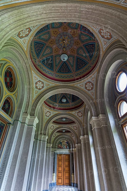 Ceiling vault in one corridor