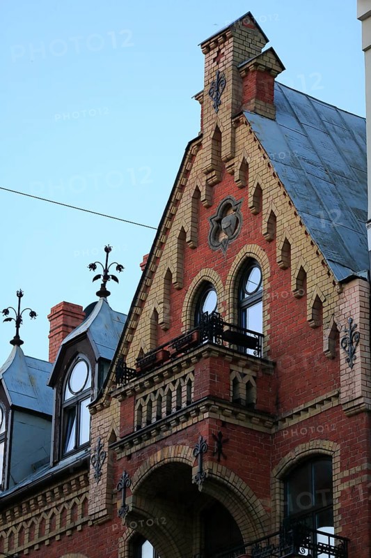 Gable of an Art Nouveau style brick house