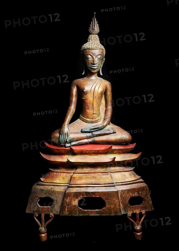 Old Buddha sculpture