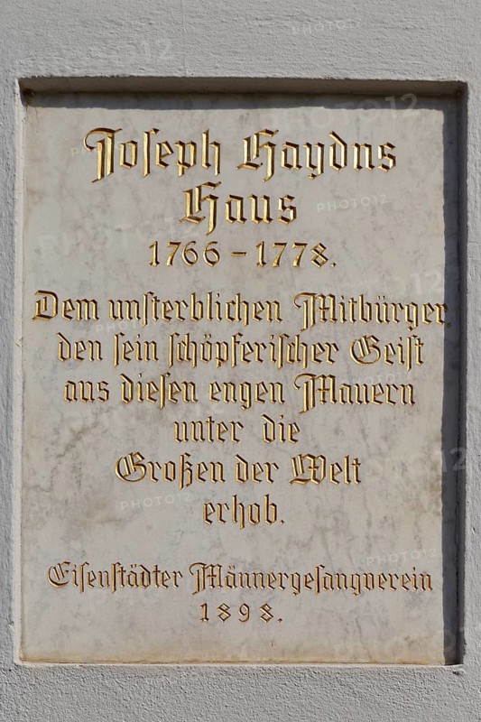 Memorial plaque at the Haydn House