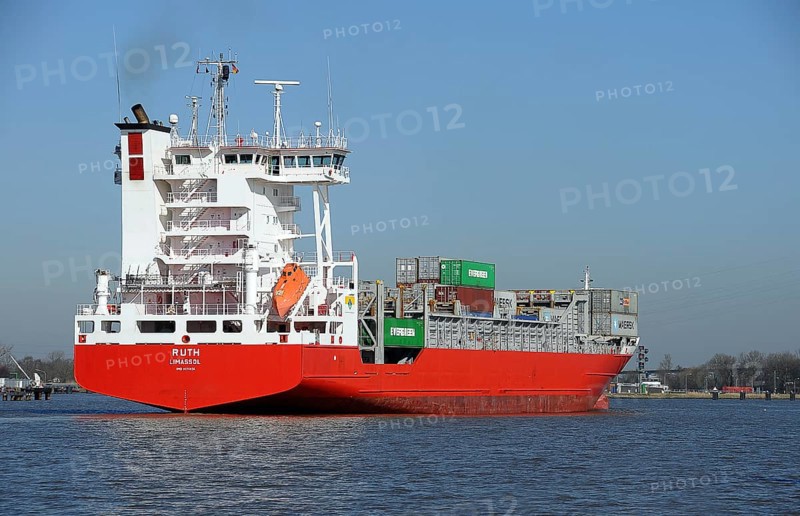Container ship
