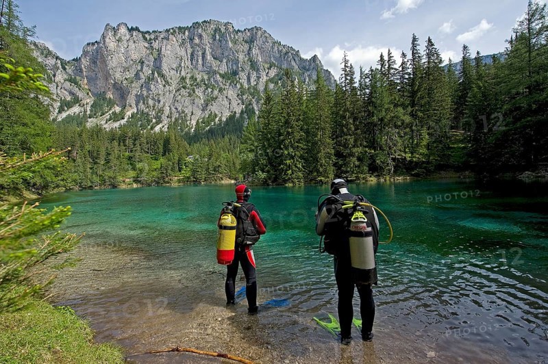 Divers at Gruner See or Green Lake