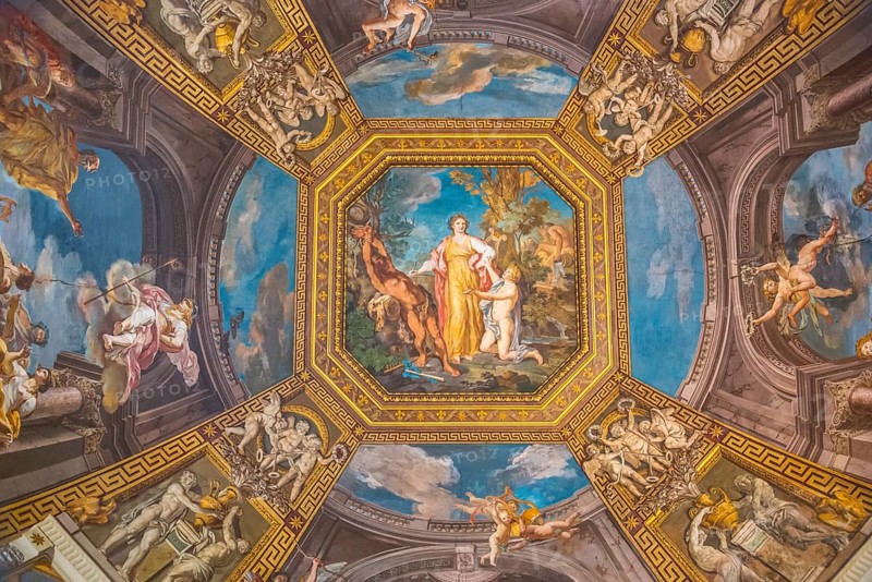 Ceiling fresco