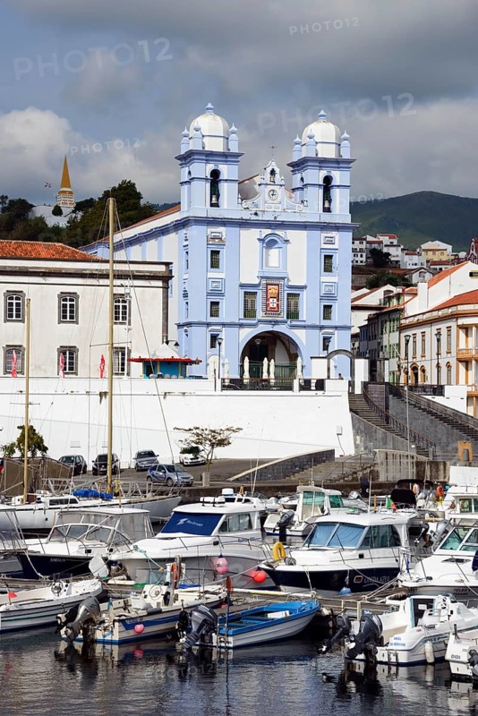 Igreja da Misericordia by the port
