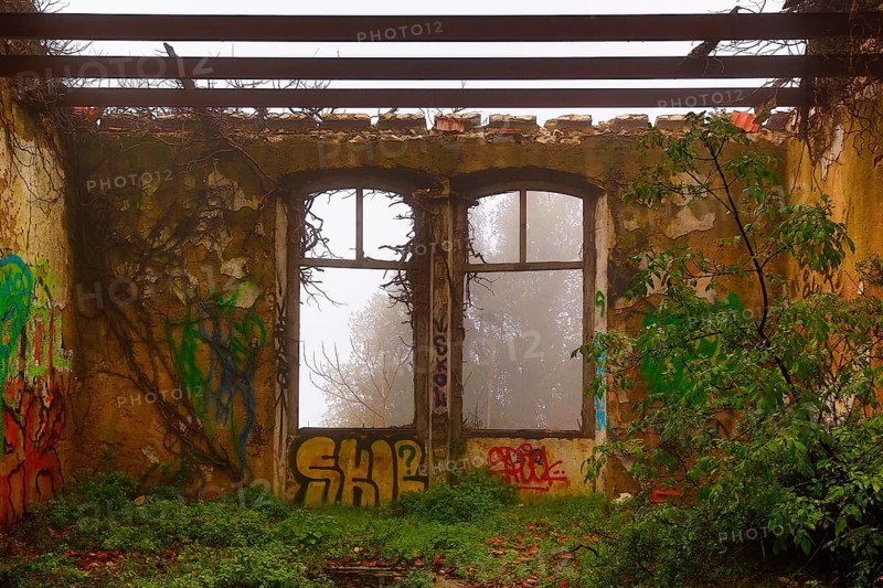 Ruins of the garrison with graffiti