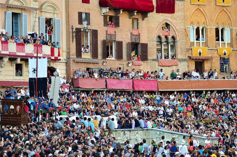 Crowds at the historic horse race Palio di Siena