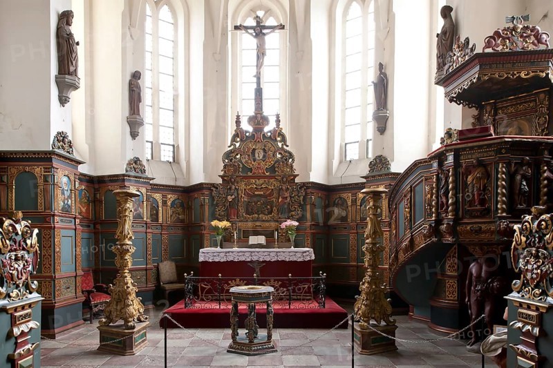 Inside the romantic Chapel at Gavno Castle