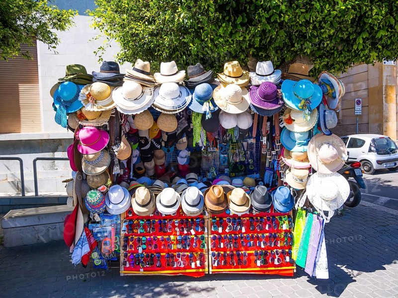 Hat seller