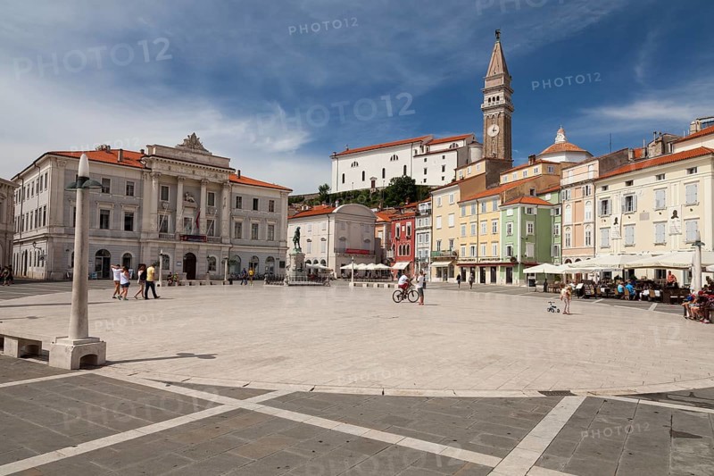 Tartini Square with the Town Hall and the Church of St. George