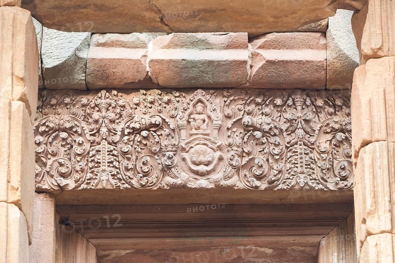 Lintel
