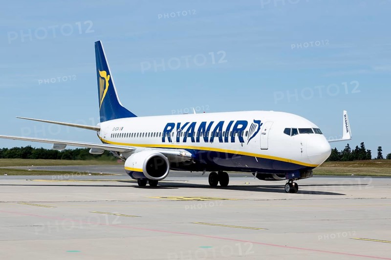 Boeing 737-800 of low-cost airline Ryanair at Frankfurt-Hahn Airport