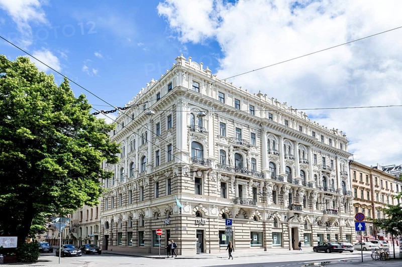Facade of the building in No. 10b Elizabetes iela street