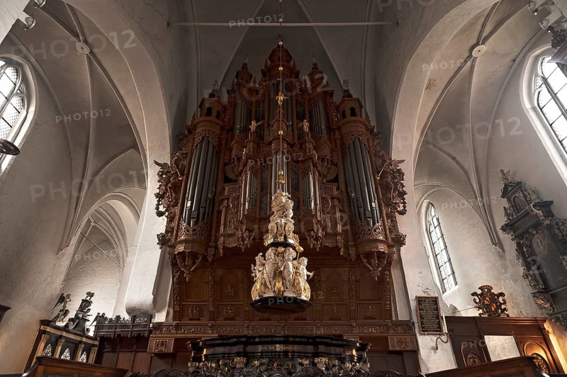 Baptismal font by Hinrich Gerwiges
