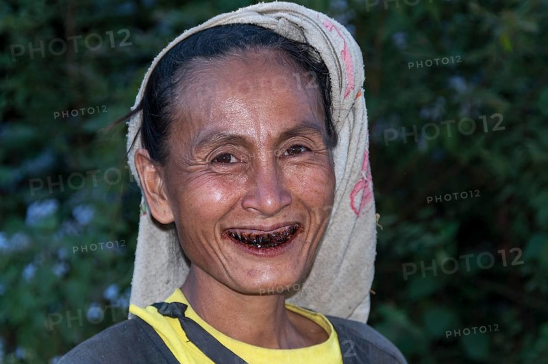 Smiling woman from the Lahu people