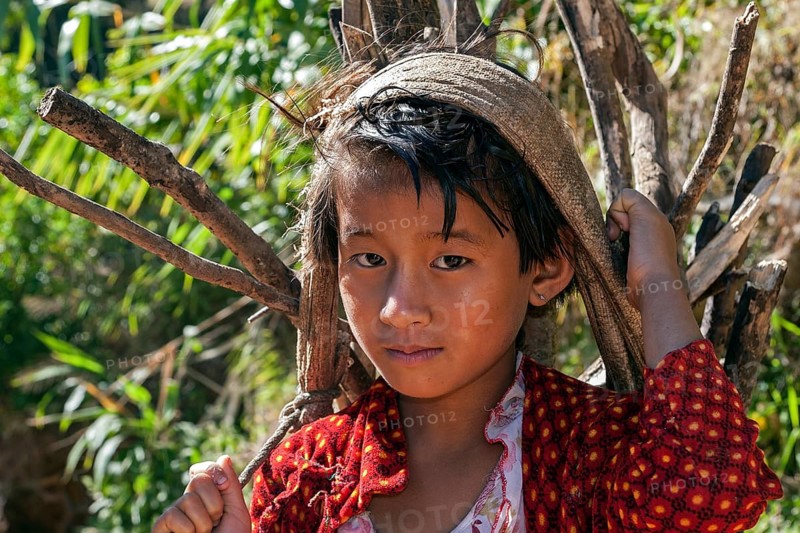 Girl of the Palaung ethnic group