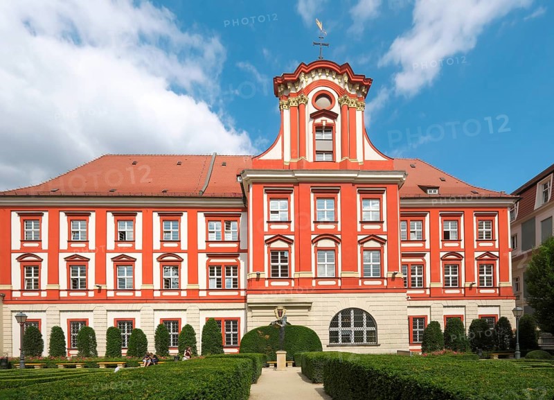Ossolineum with baroque garden