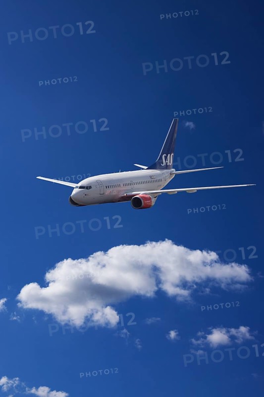 LN-RRR SAS Scandinavian Airlines Boeing 737-683 in flight