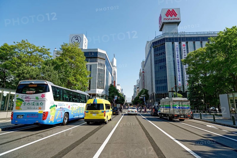 Traffic in a street