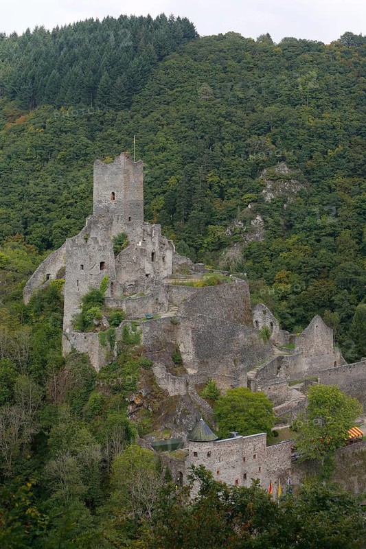 Niederburg castle