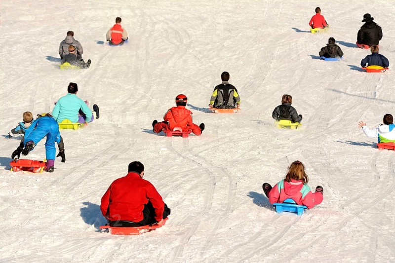 People sledging