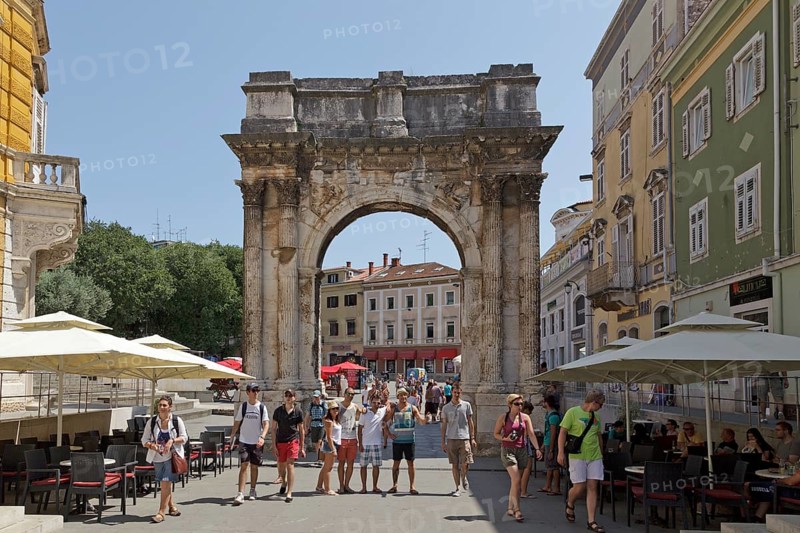 Arch of the Sergii