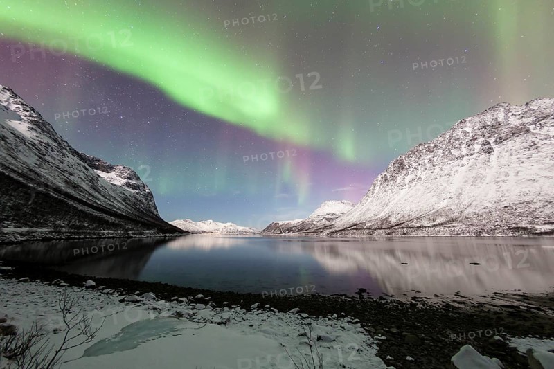 Aurora over the Grotfjord