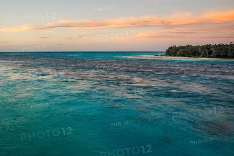 Sunset on Mouli Beach