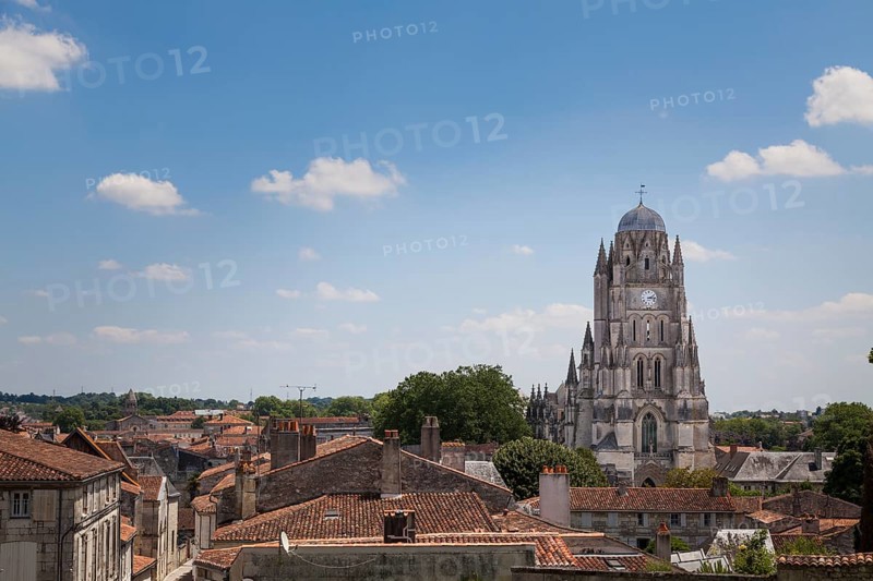 The Cathedrale Saint Pierre