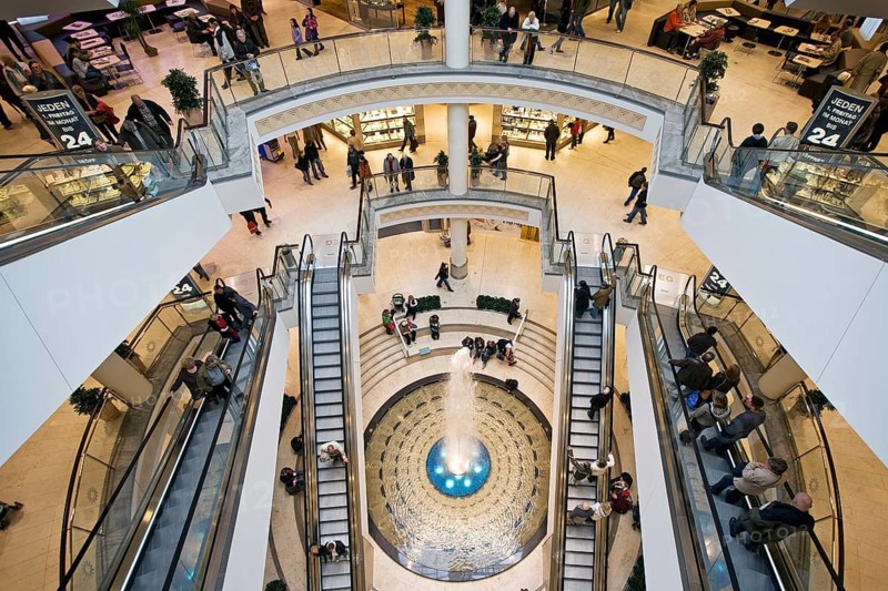 Shopping center Limbeckerplatz Platz