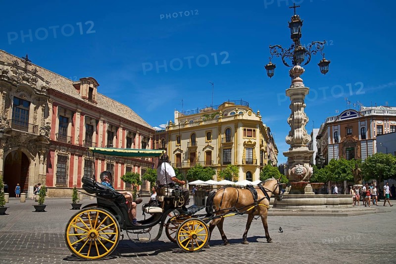 Plaza Virgen de los Reyes