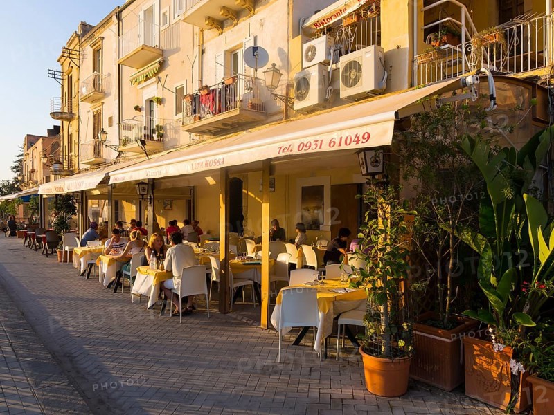 Restaurants on the promenade of the historic centre of Syracuse