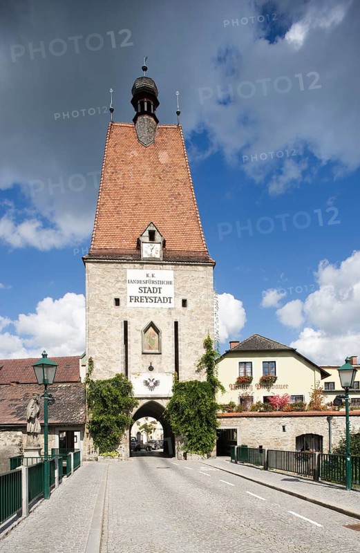 Linzer Tor gate