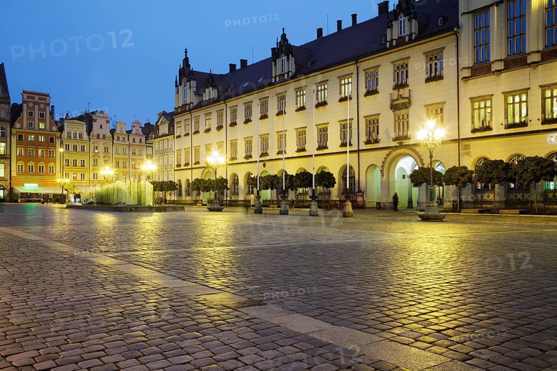 Market square with New City Hall