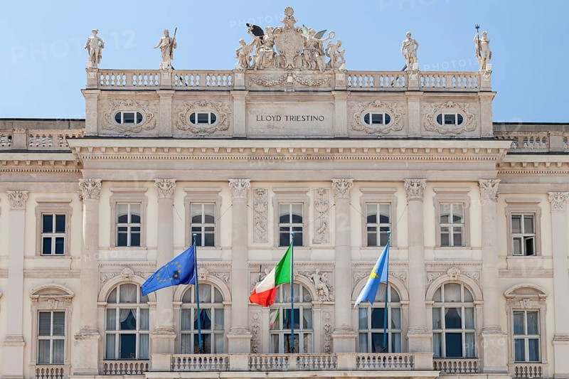Flags at the Palazzo del Lloyd